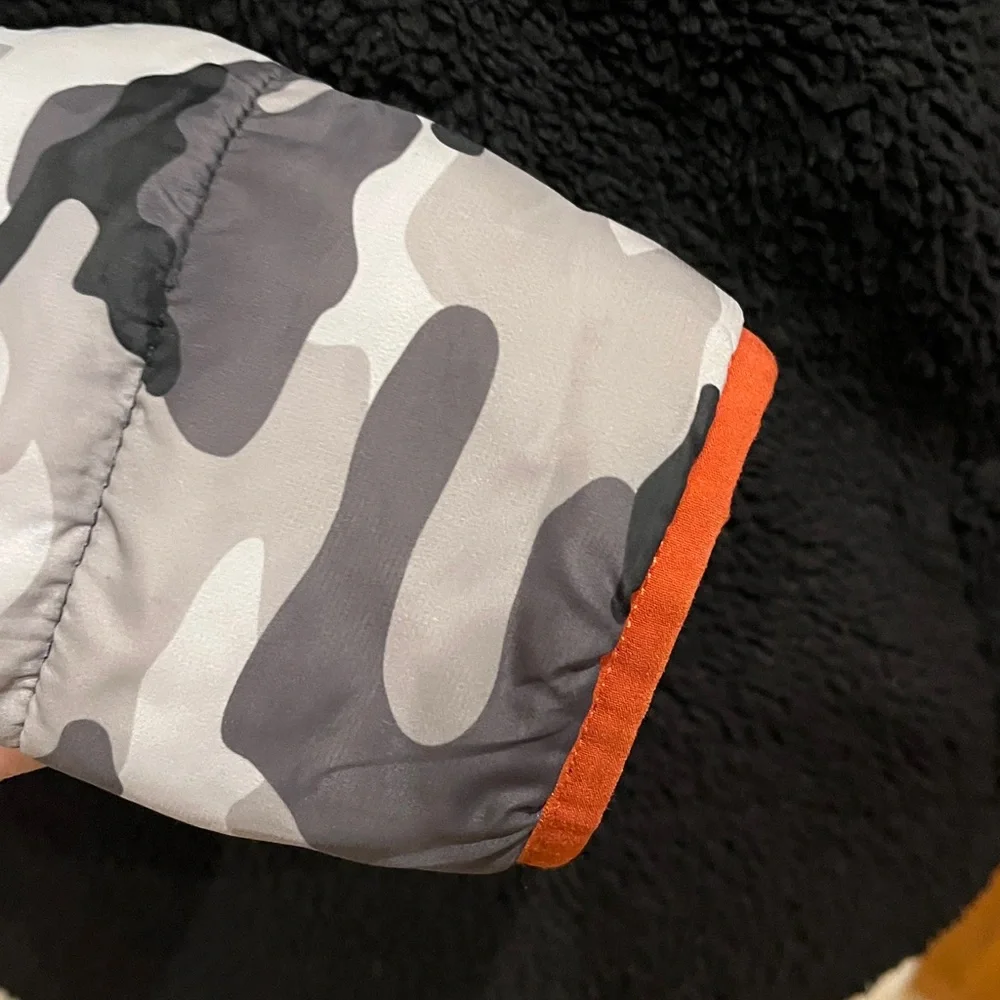 Bass Pro Shops Outdoor Kids Camo/Sherpa Hooded Pullover Jacket - Picture 3 of 5